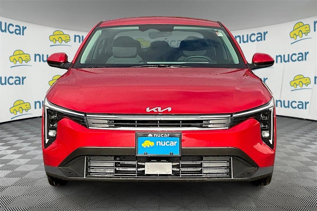 2025 Kia K4 LXS - Photo 2