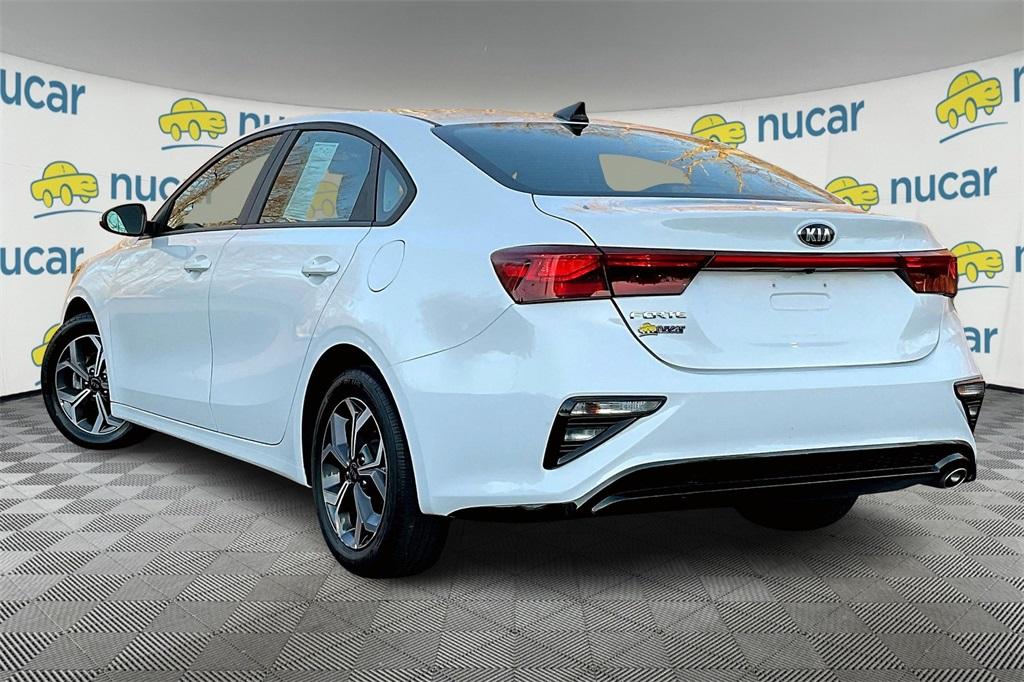 2021 Kia Forte LXS - Photo 4