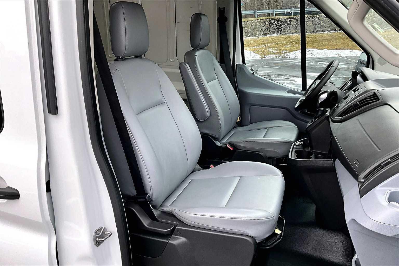 2018 Ford Transit  - Photo 11