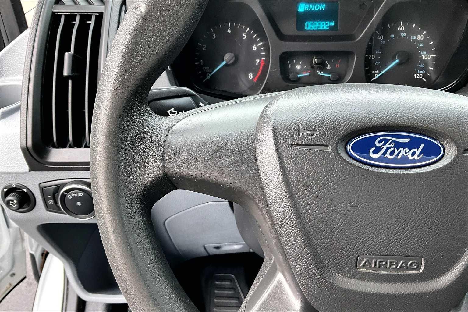 2018 Ford Transit  - Photo 23