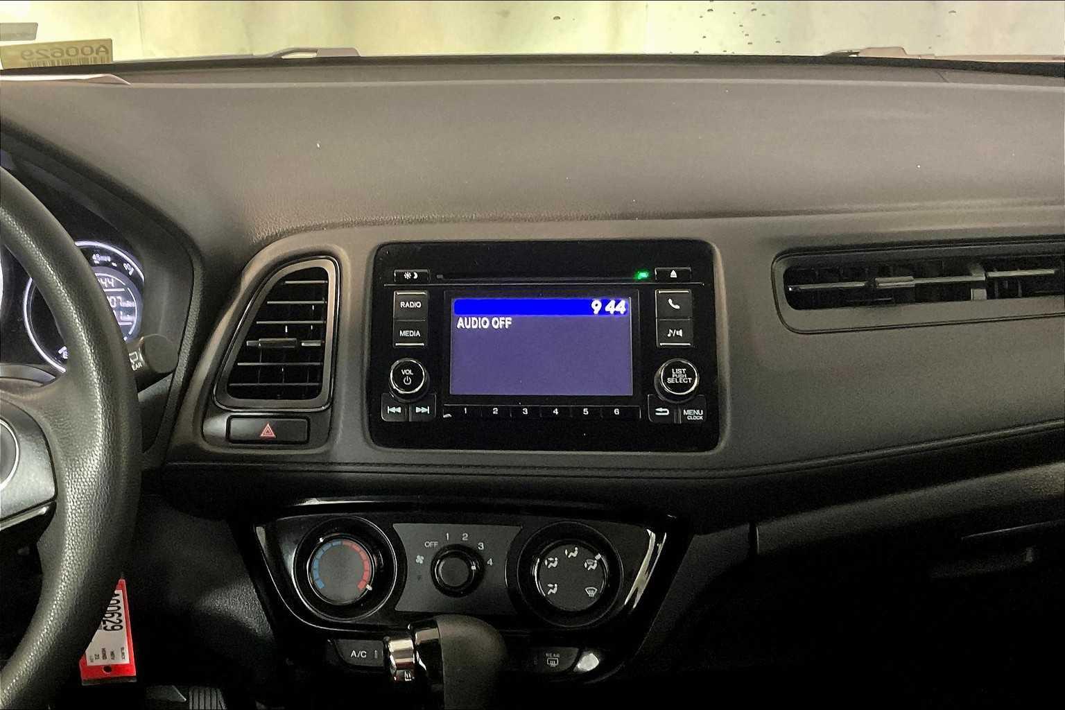 2021 Honda HR-V LX - Photo 18