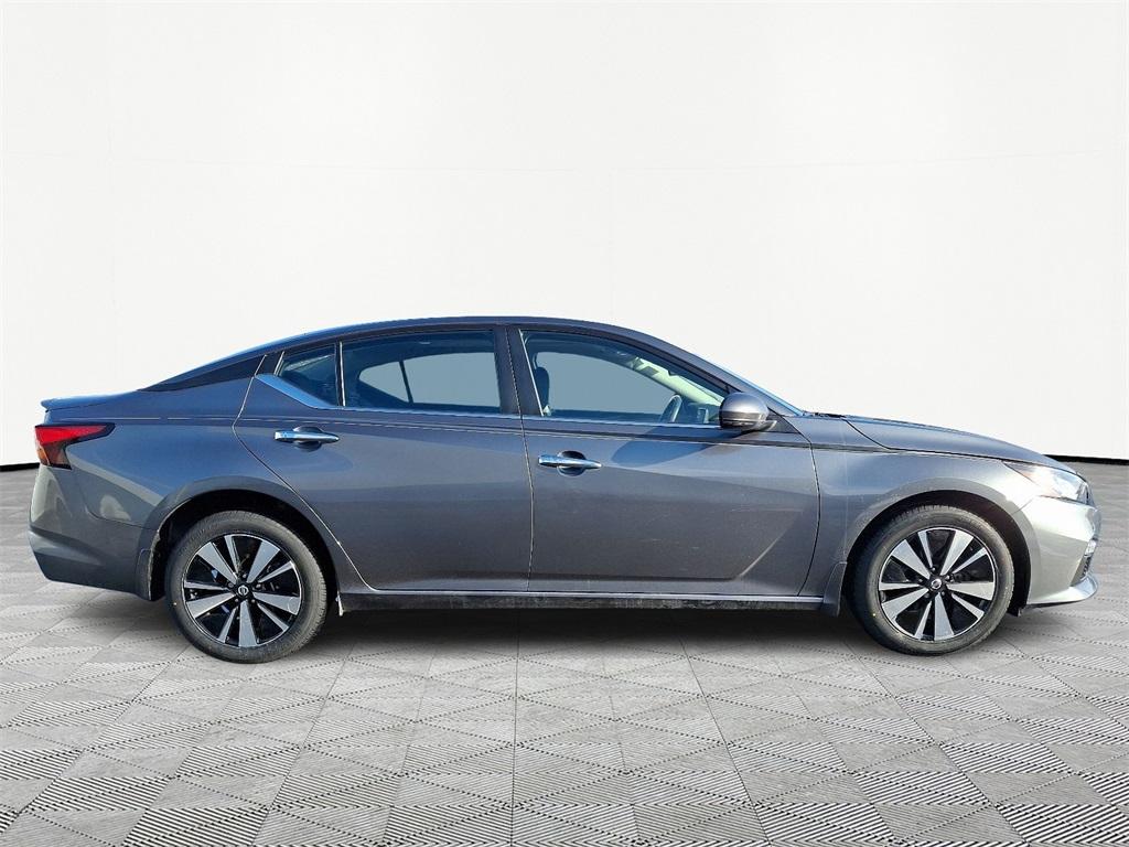 2022 Nissan Altima 2.5 SV - Photo 7