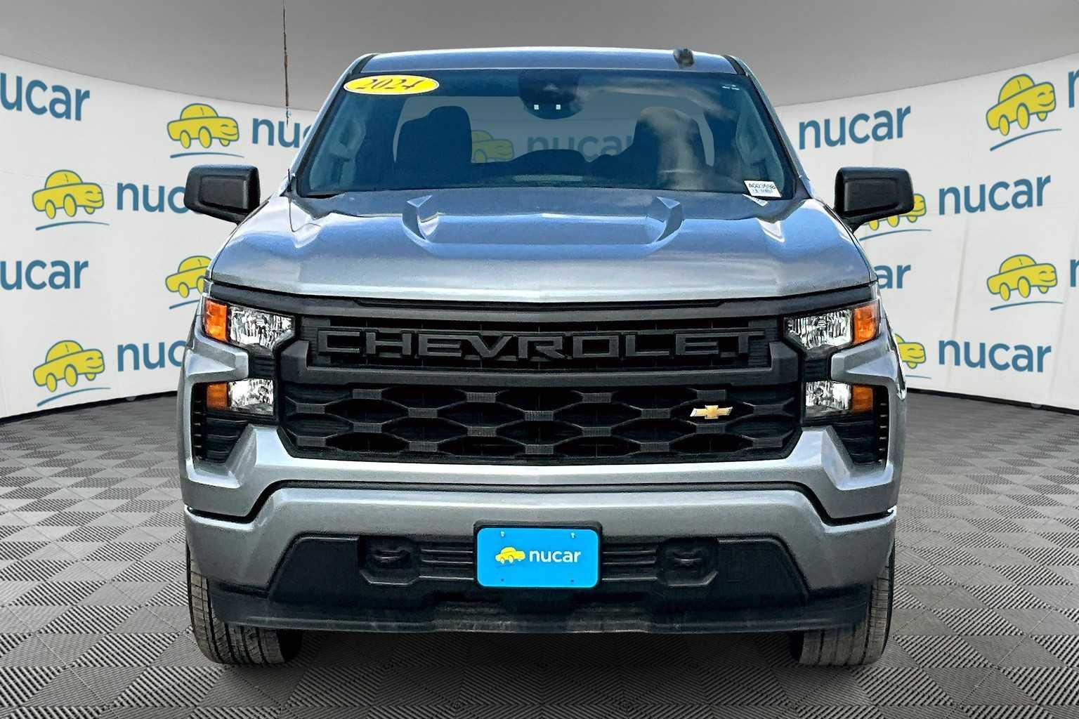 2024 Chevrolet Silverado 1500 Custom - Photo 2