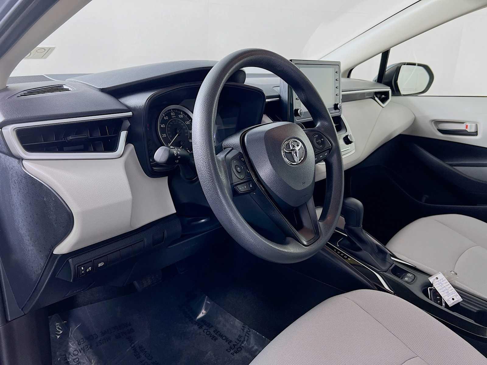 2022 Toyota Corolla LE - Photo 9