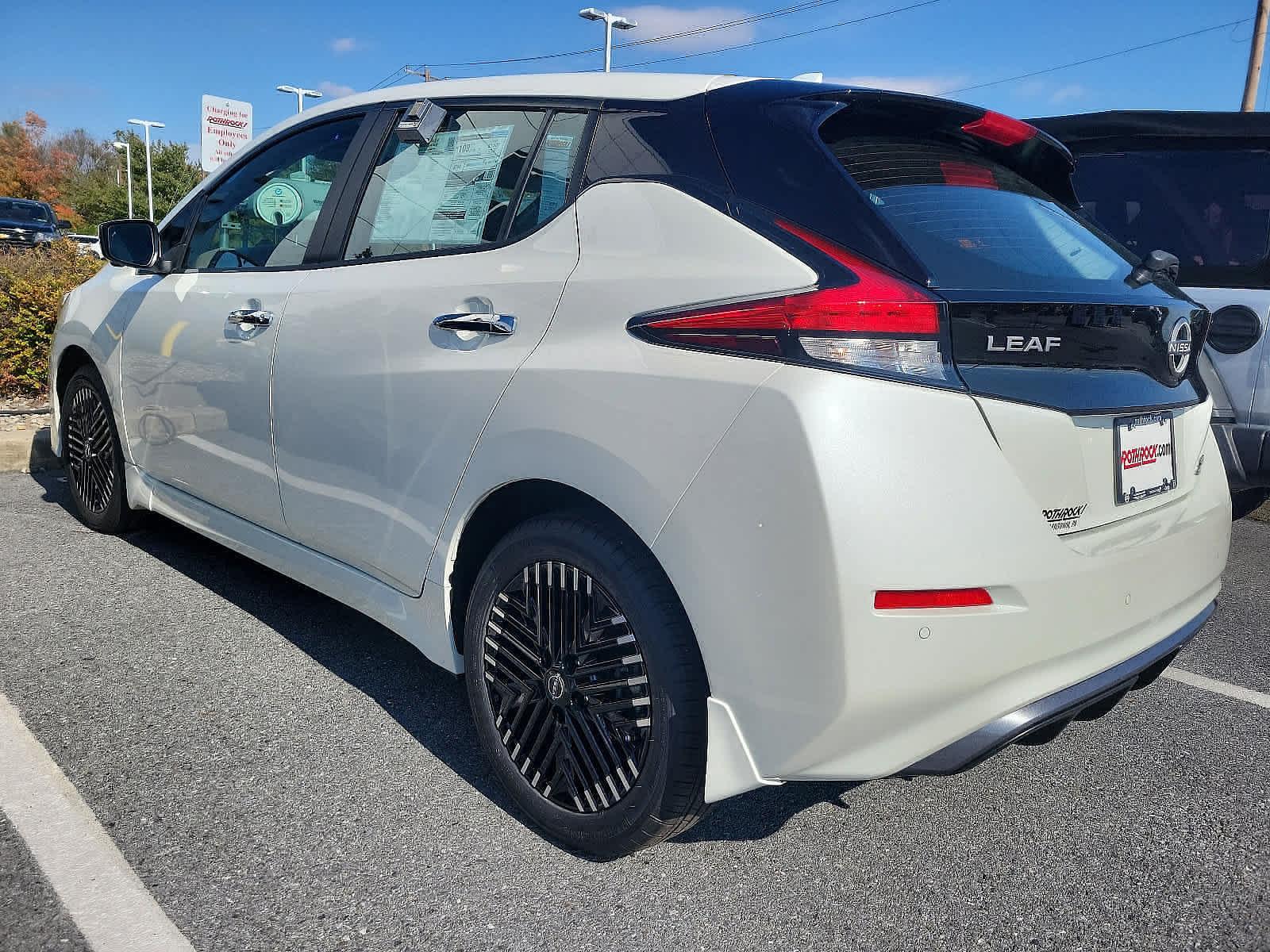 2024 Nissan LEAF SV PLUS - Photo 3