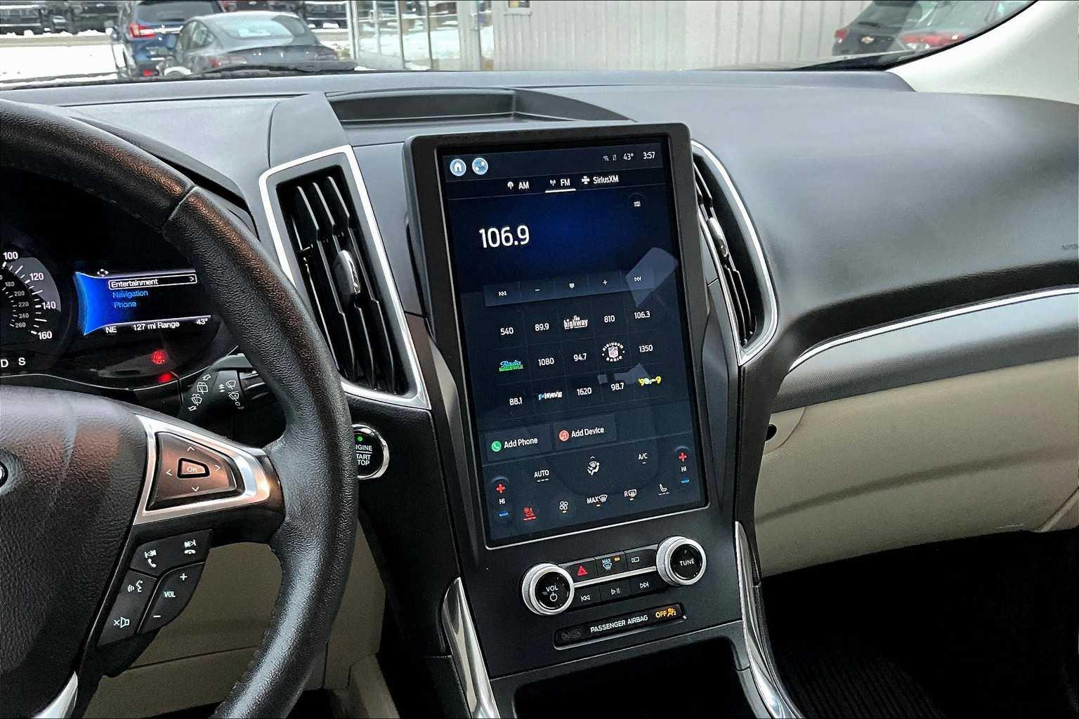 2022 Ford Edge Titanium - Photo 18