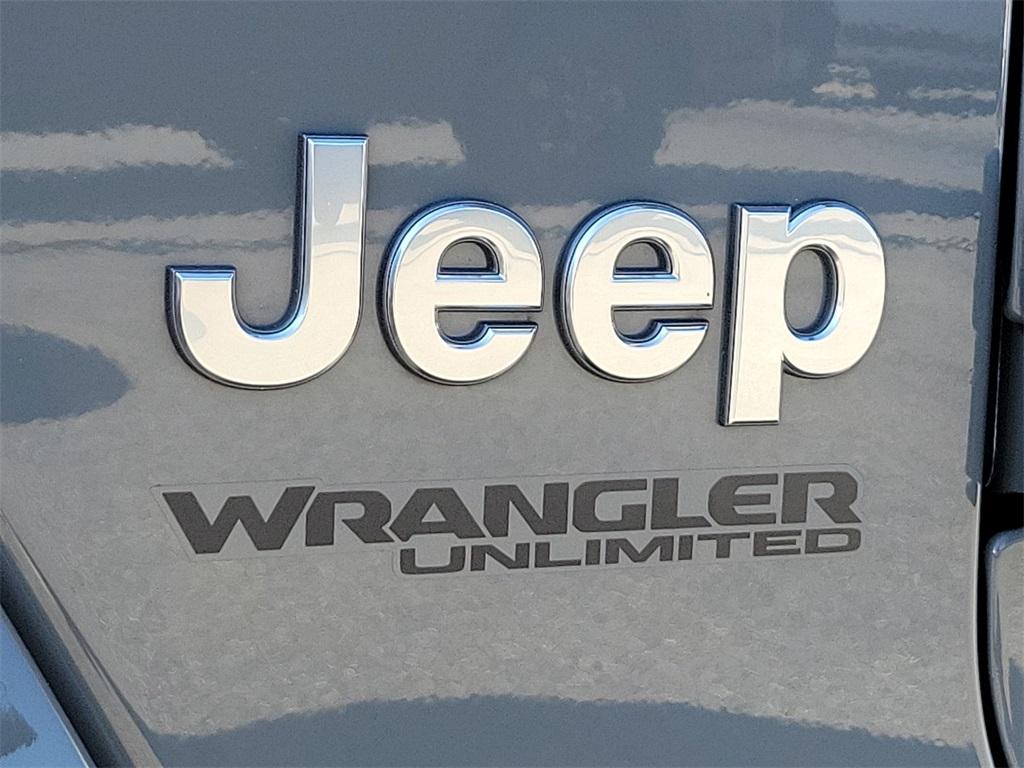 2022 Jeep Wrangler Unlimited Sahara - Photo 27