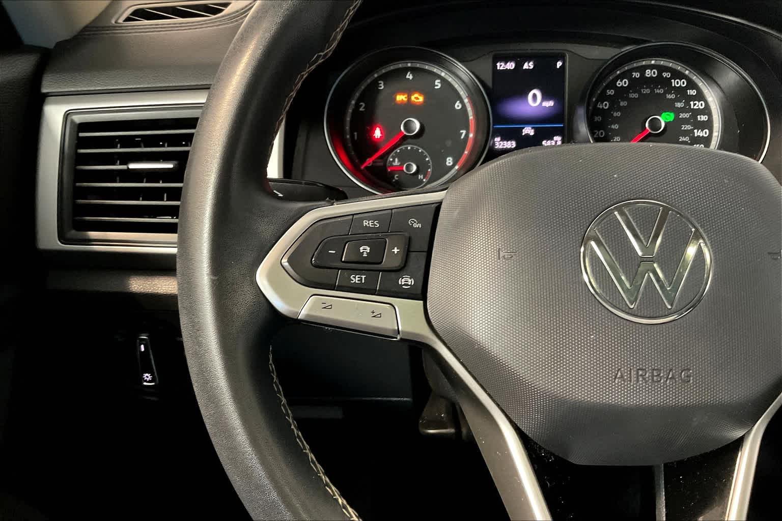 2021 Volkswagen Atlas 3.6L V6 SE w/Technology - Photo 24