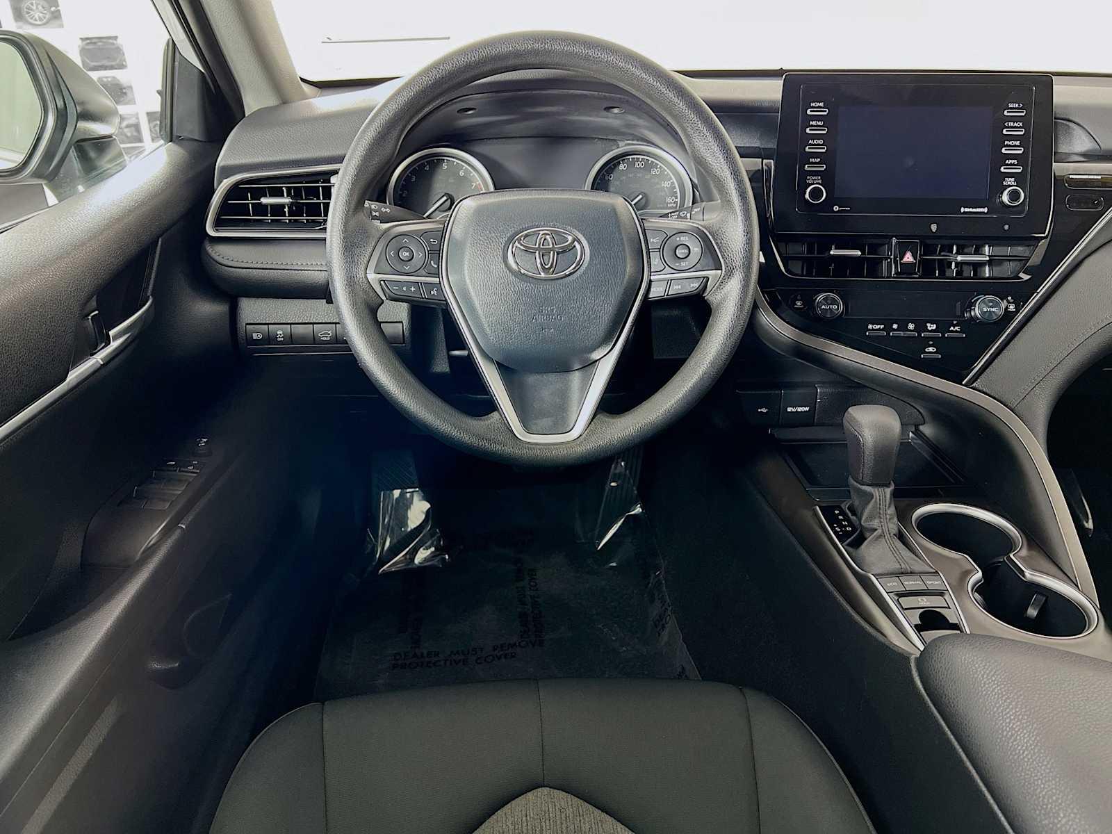 2022 Toyota Camry LE - Photo 21