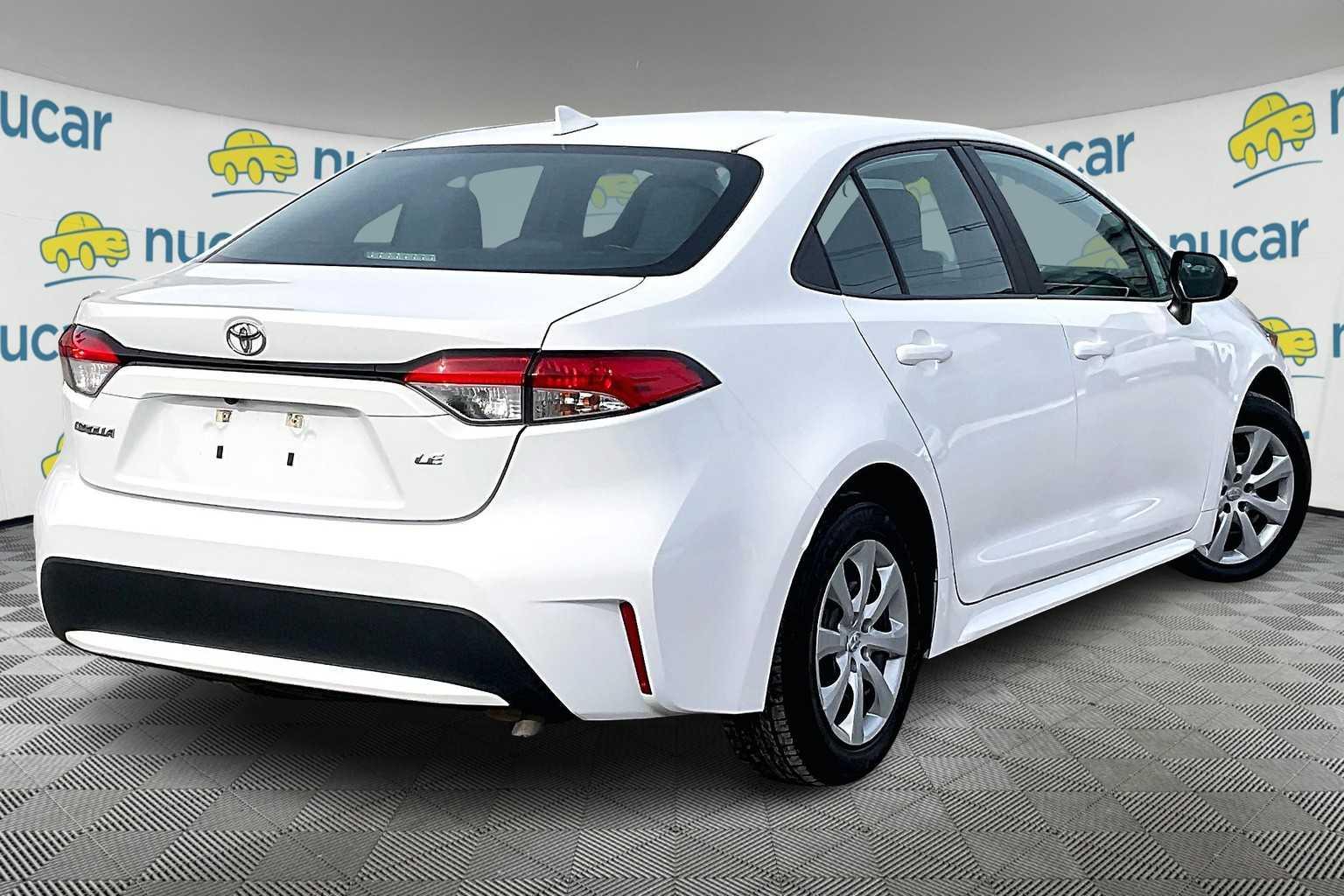 2022 Toyota Corolla LE - Photo 6