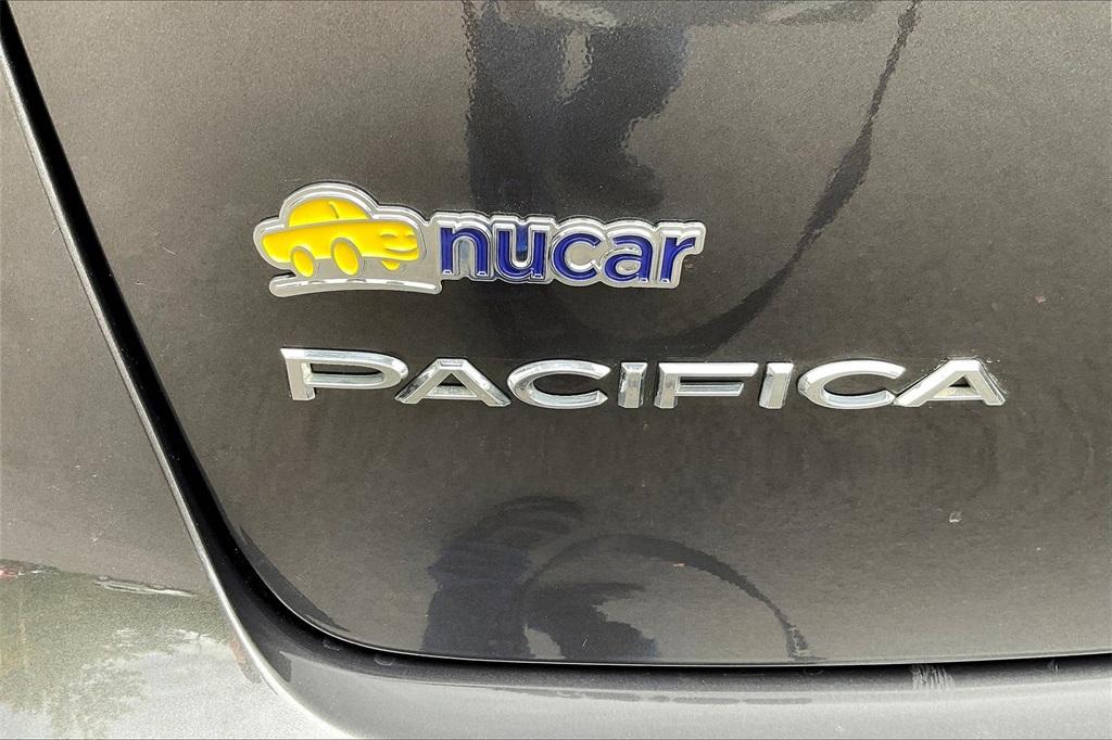 2022 Chrysler Pacifica Touring L - Photo 30