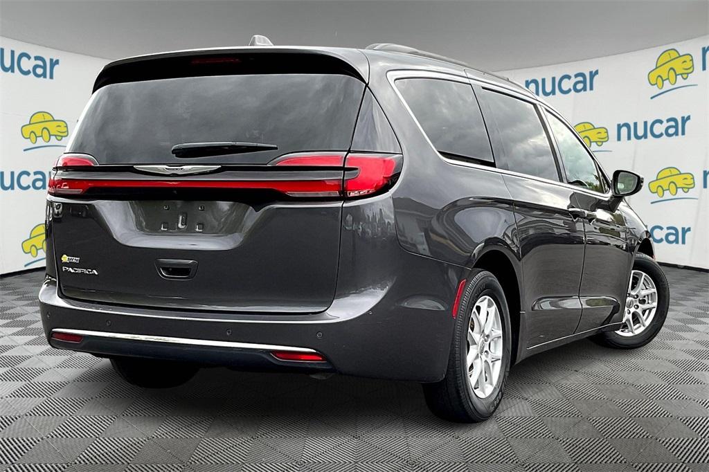 2022 Chrysler Pacifica Touring L - Photo 6