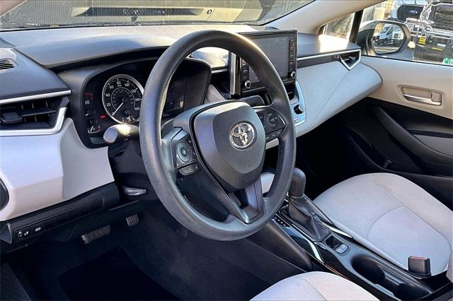 2021 Toyota Corolla LE - Photo 14