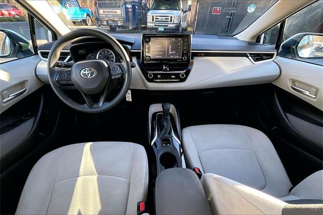 2021 Toyota Corolla LE - Photo 16