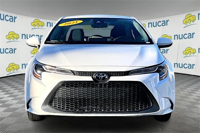 2021 Toyota Corolla LE - Photo 3