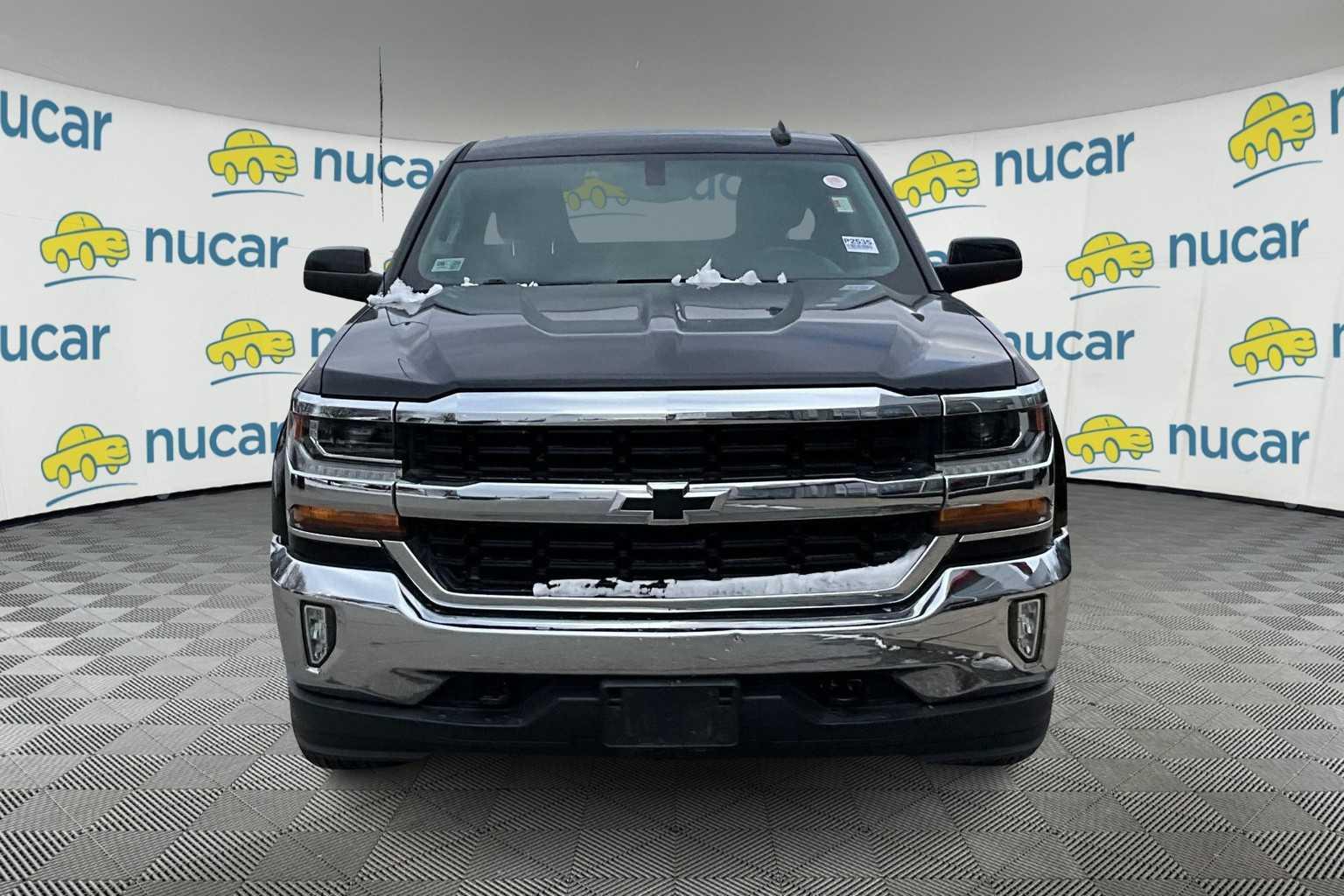 2018 Chevrolet Silverado 1500 LT - Photo 2