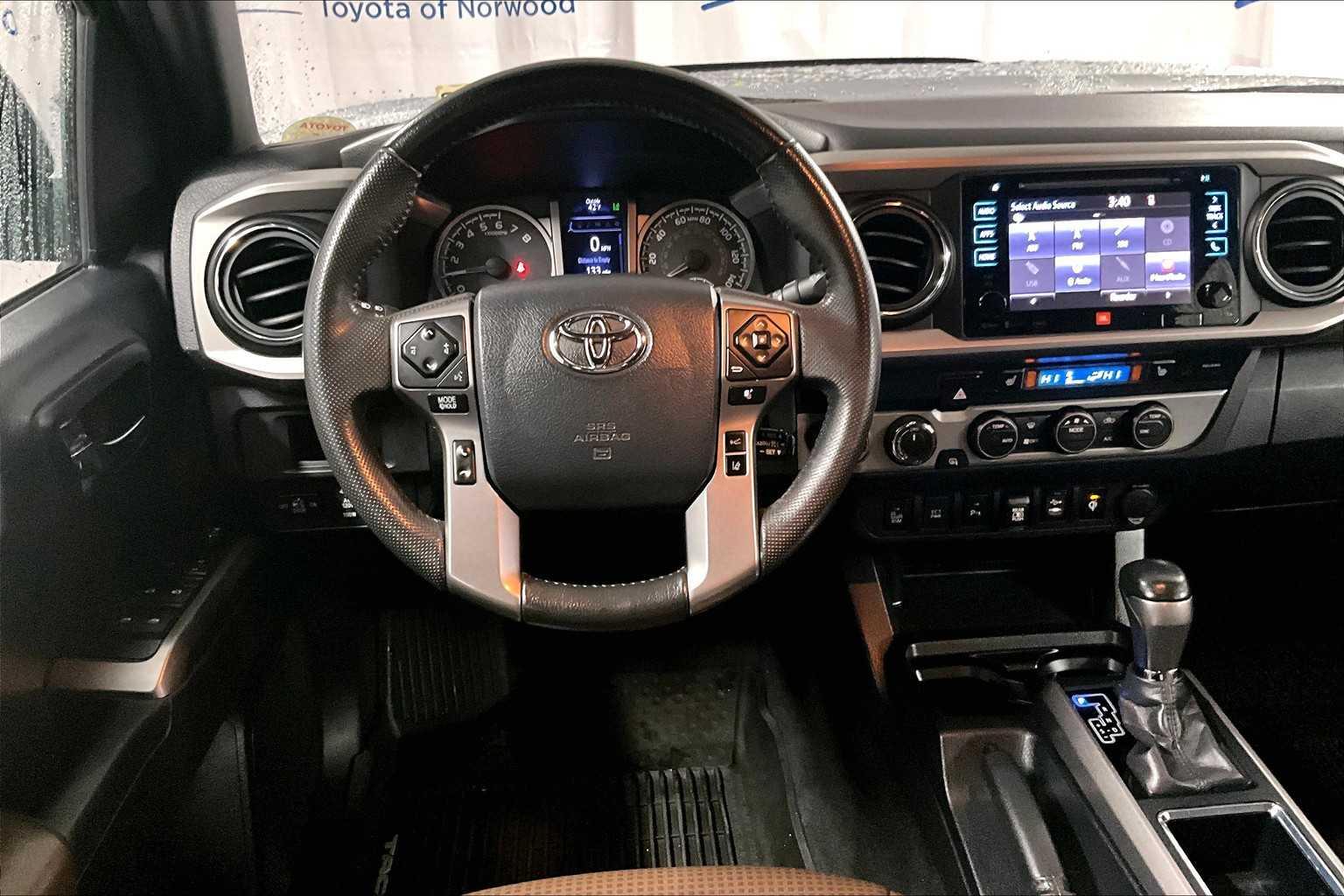 2019 Toyota Tacoma Limited - Photo 17