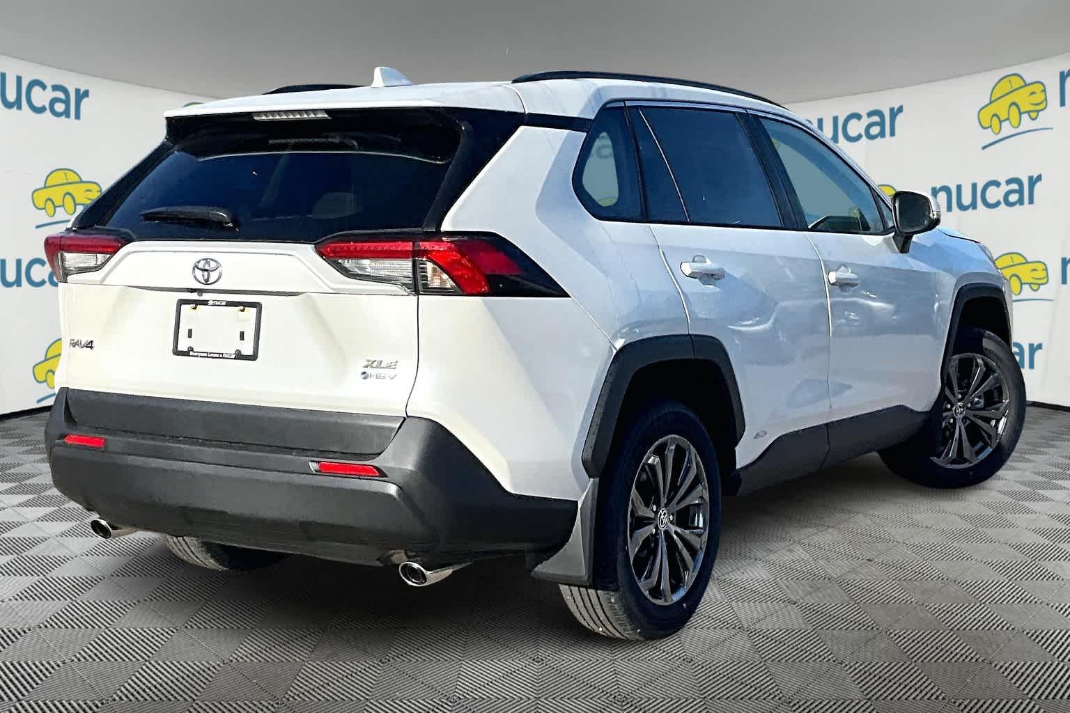 2025 Toyota RAV4 Hybrid XLE Premium - Photo 7