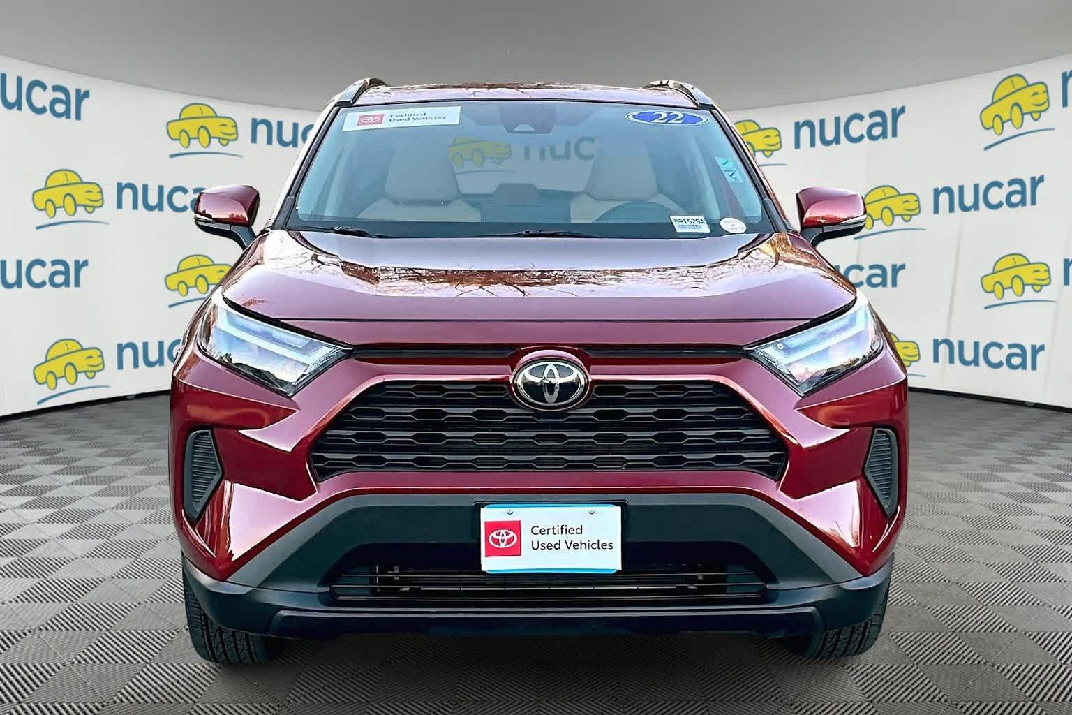 2022 Toyota RAV4 XLE - Photo 2