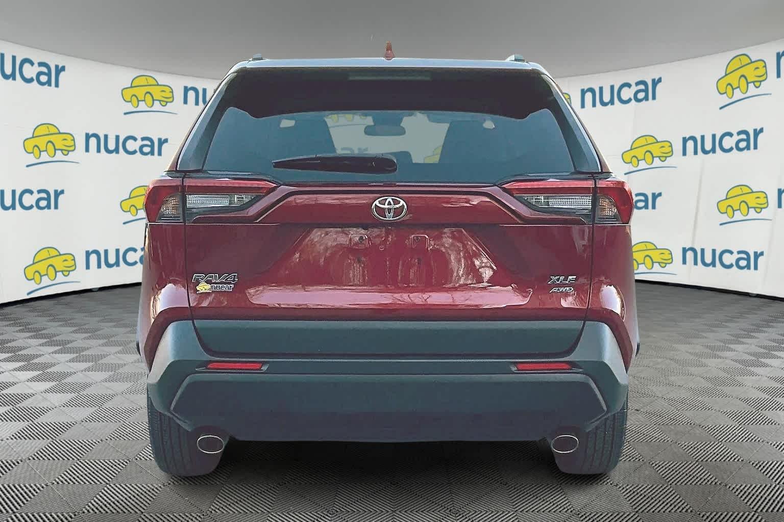 2022 Toyota RAV4 XLE - Photo 5