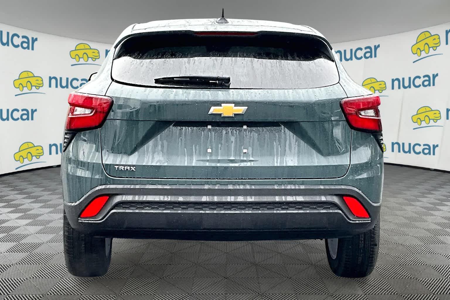 2025 Chevrolet Trax LS - Photo 6