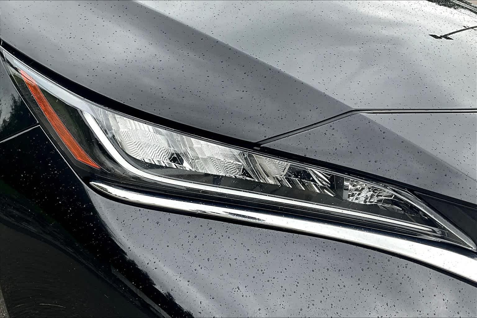 2021 Toyota Venza LE - Photo 33