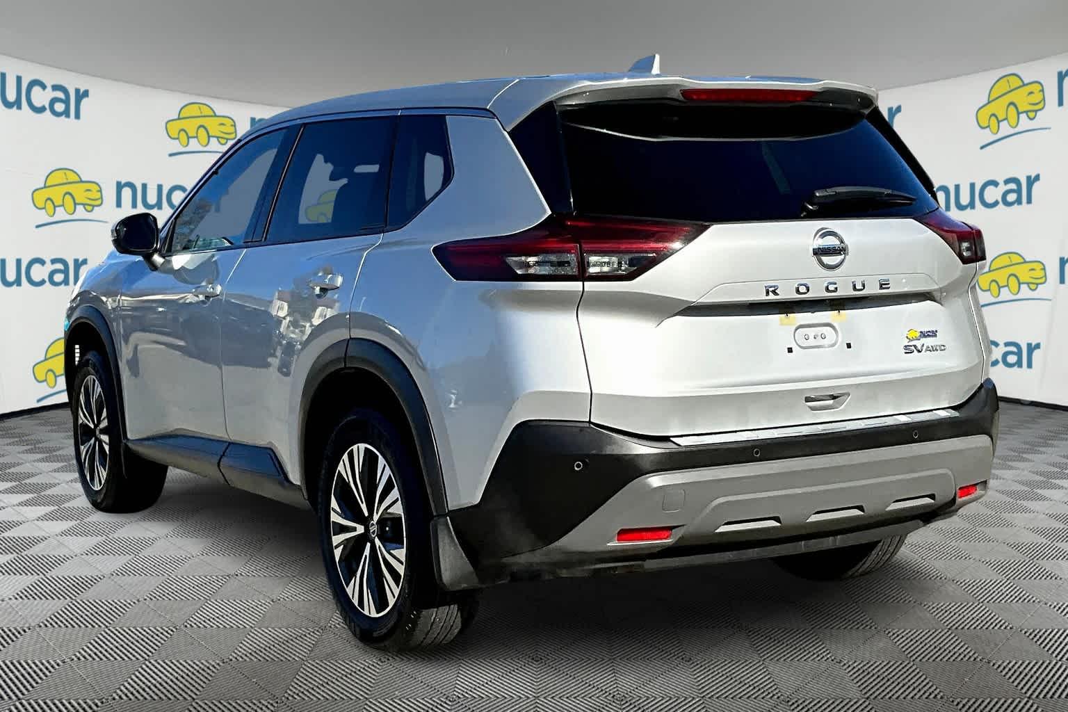 2021 Nissan Rogue SV - Photo 4