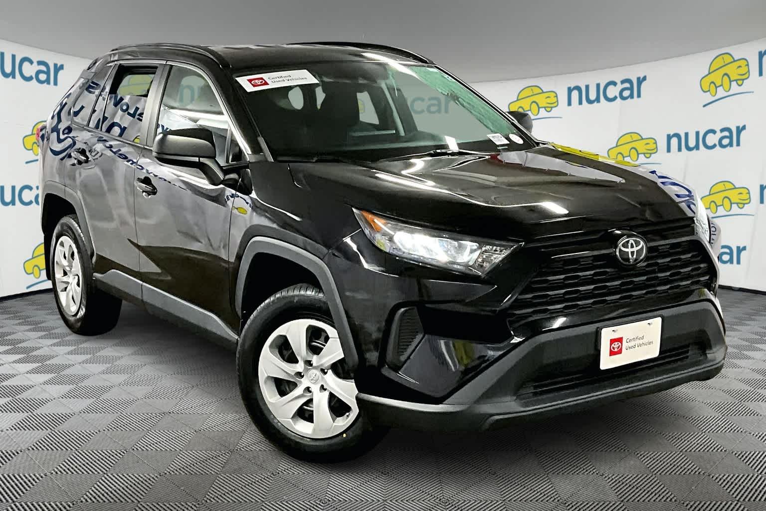 2020 Toyota RAV4 LE