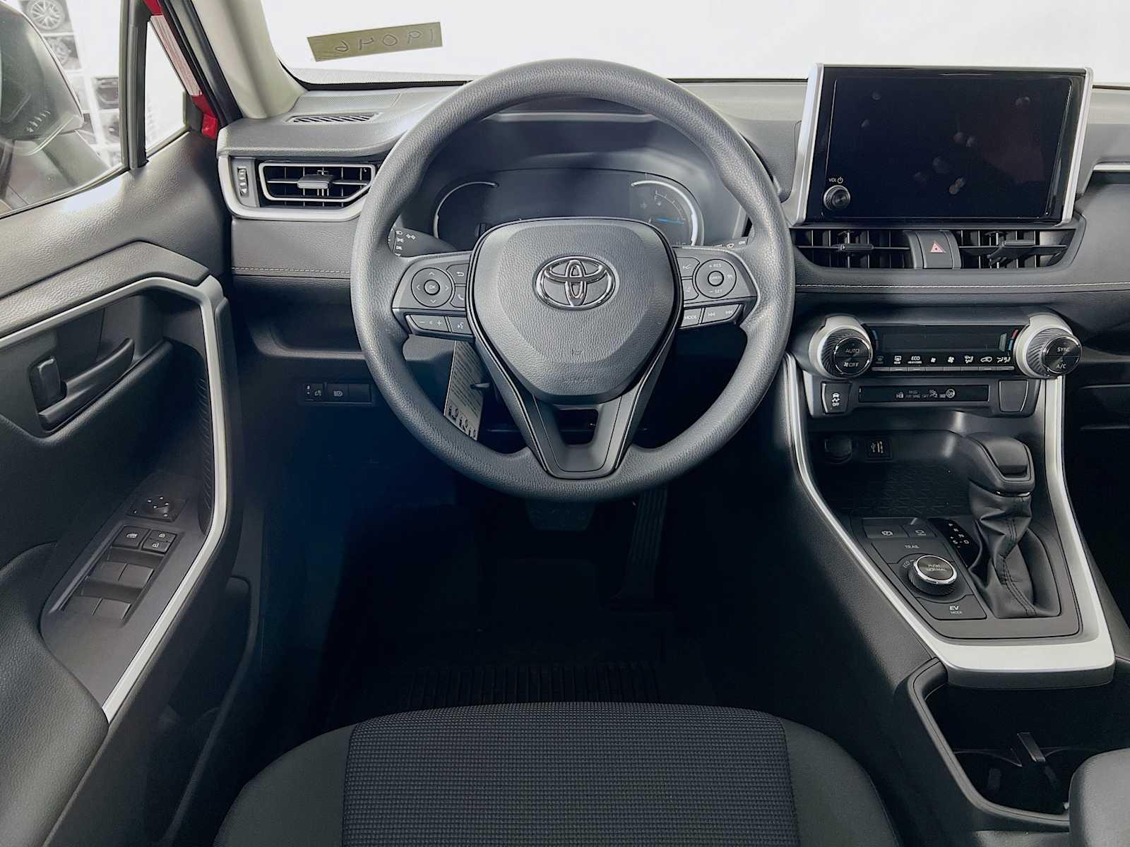 2025 Toyota RAV4 Hybrid LE - Photo 15