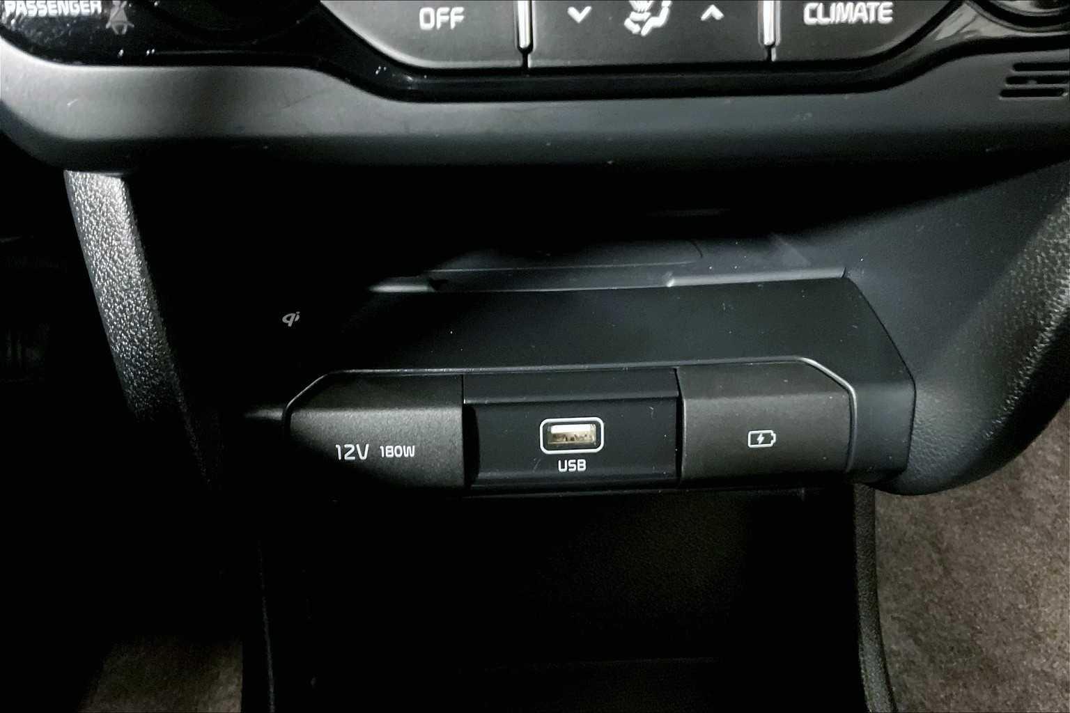 2022 Kia Niro EV EX Premium - Photo 27