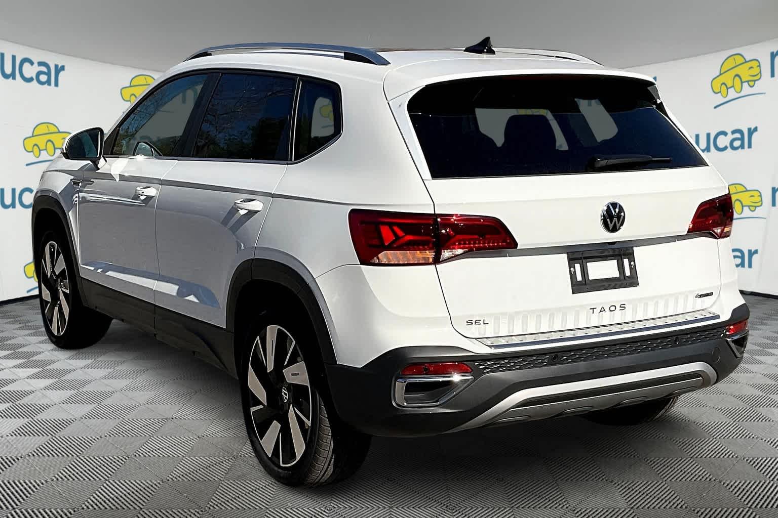 2024 Volkswagen Taos SEL - Photo 4