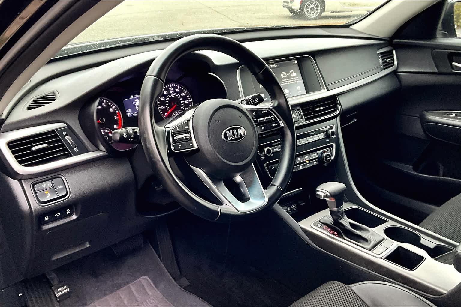 2019 Kia Optima S - Photo 8