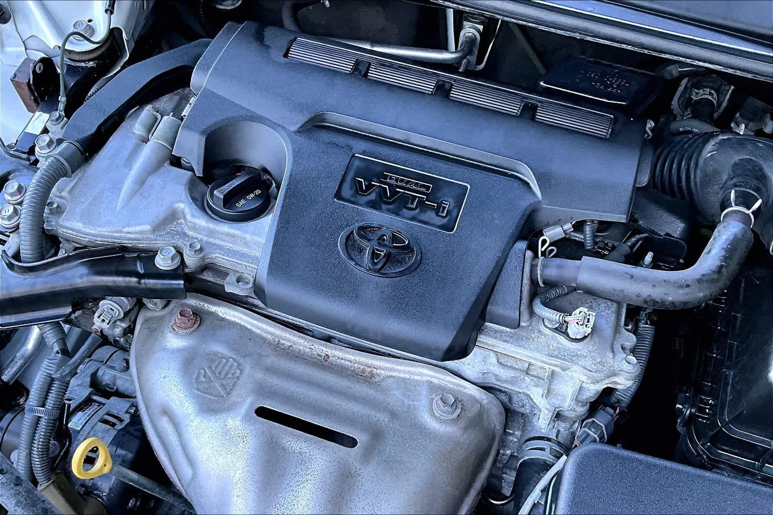 2015 Toyota Camry SE - Photo 34