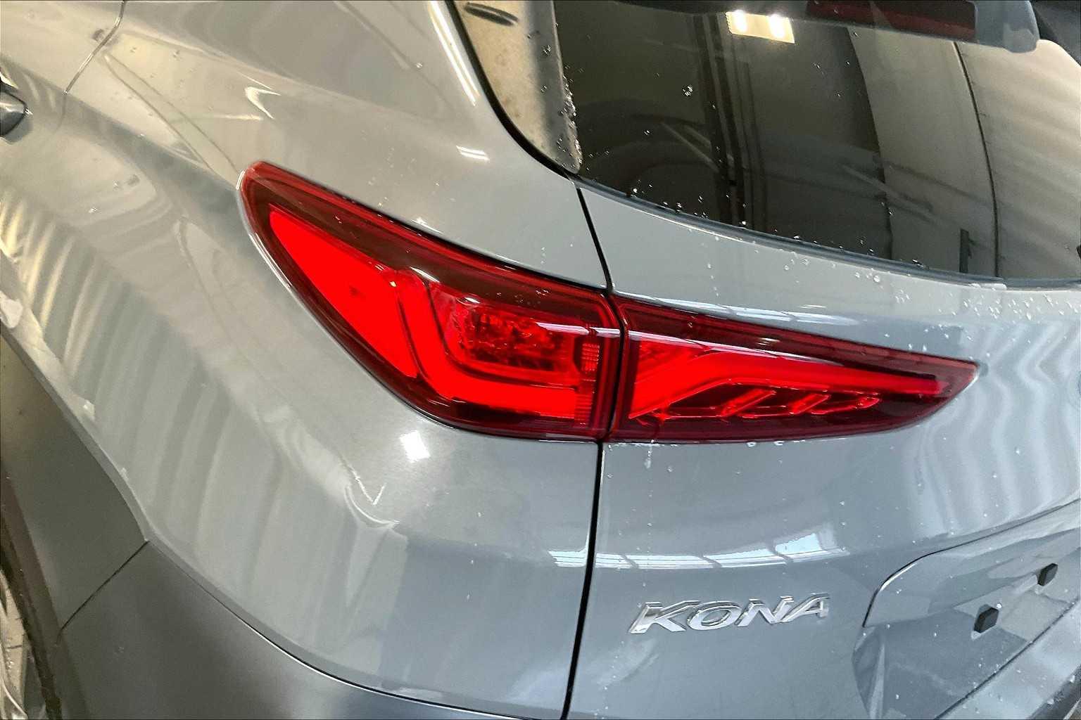 2021 Hyundai Kona Electric SEL - Photo 30