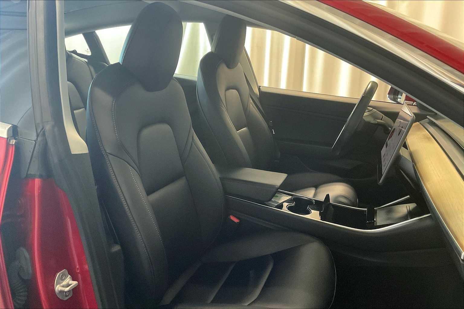 2018 Tesla Model 3 Long Range Battery - Photo 11