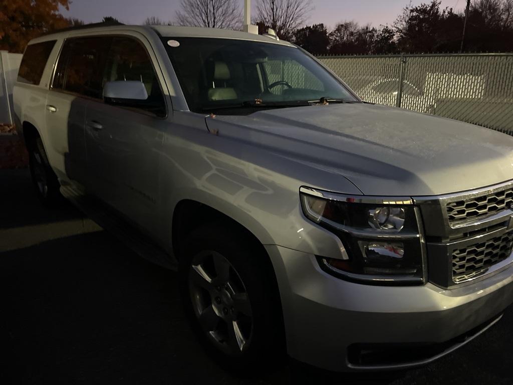 2016 Chevrolet Suburban LT - Photo 2