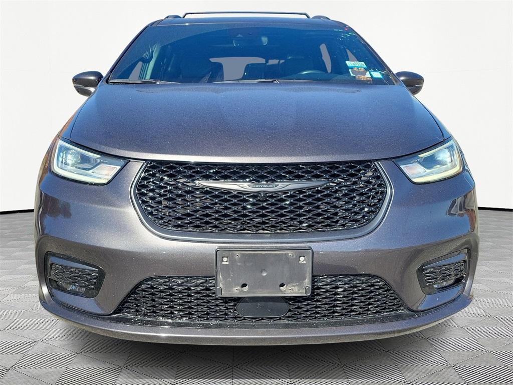 2021 Chrysler Pacifica Limited - Photo 2