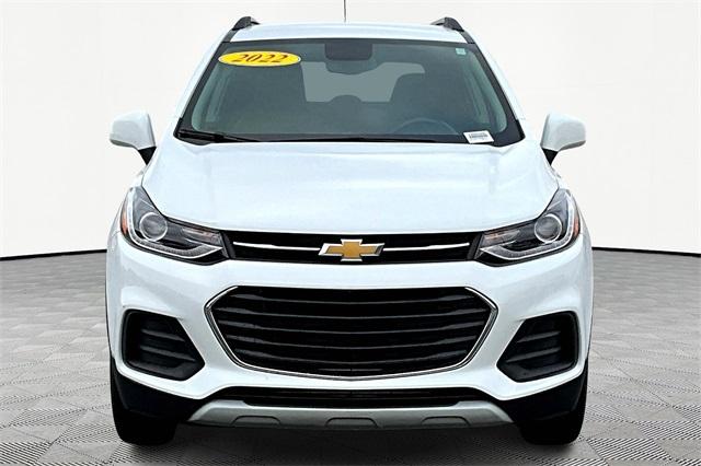 2022 Chevrolet Trax LT - Photo 2