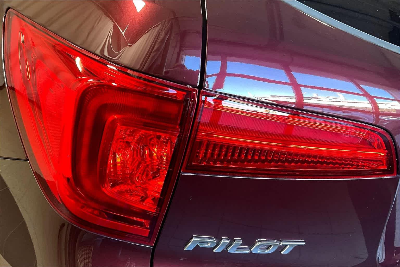 2017 Honda Pilot EX-L - Photo 35