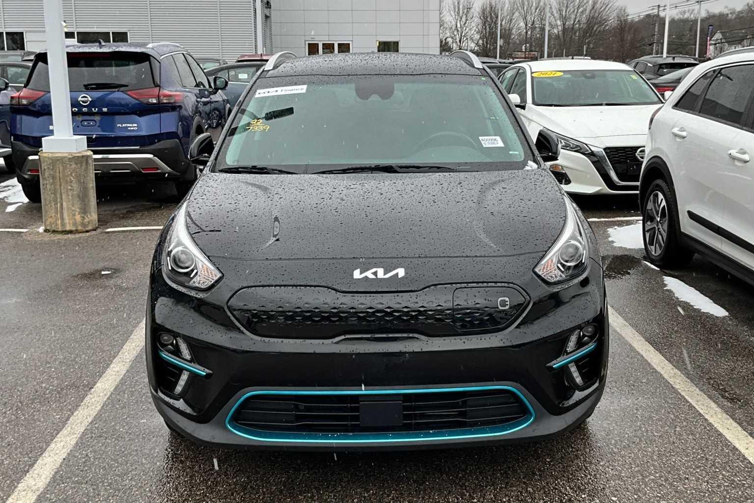 2022 Kia Niro EV EX - Photo 2