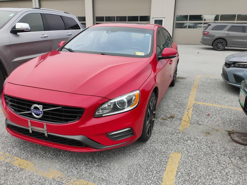 2017 Volvo S60 T5 Dynamic - Photo 1