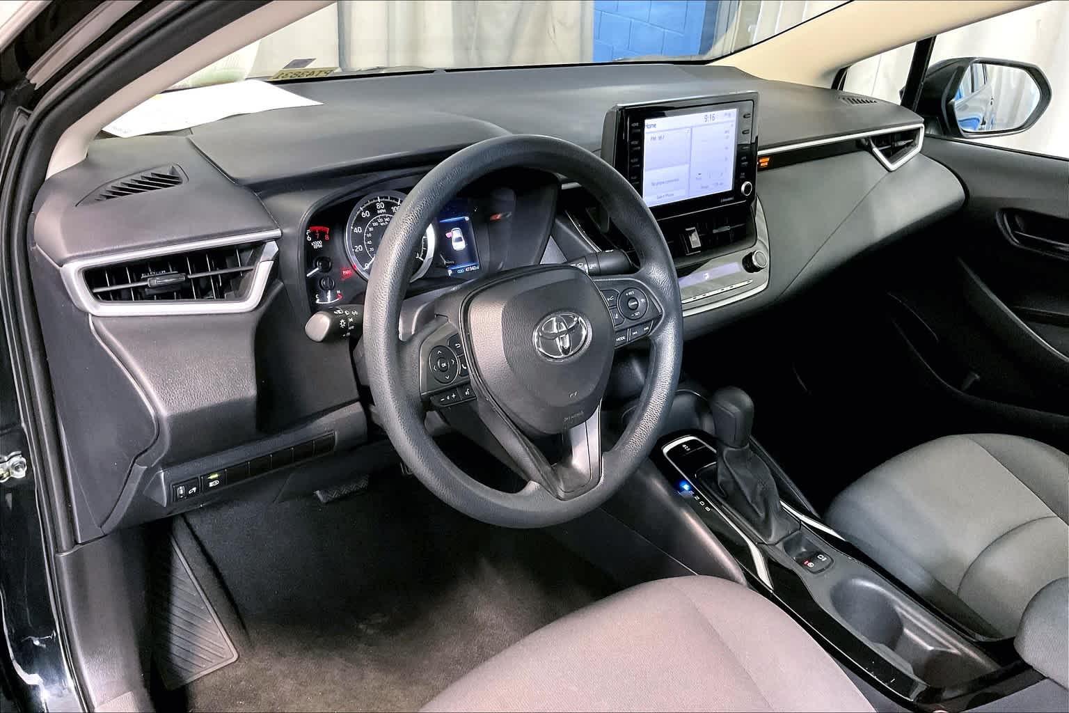 2022 Toyota Corolla LE - Photo 8