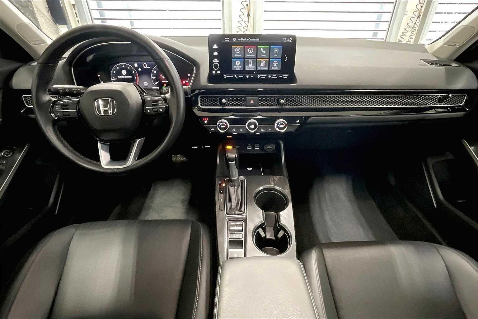 2024 Honda Civic Touring - Photo 20