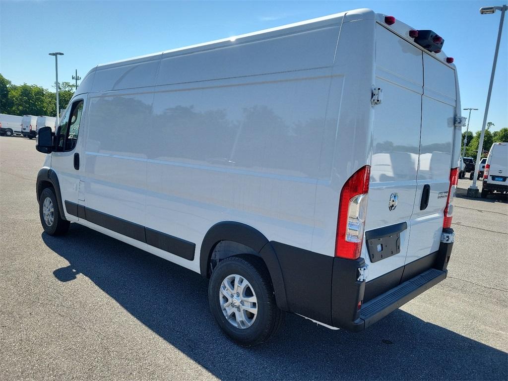 2024 Ram ProMaster 2500 High Roof - Photo 3