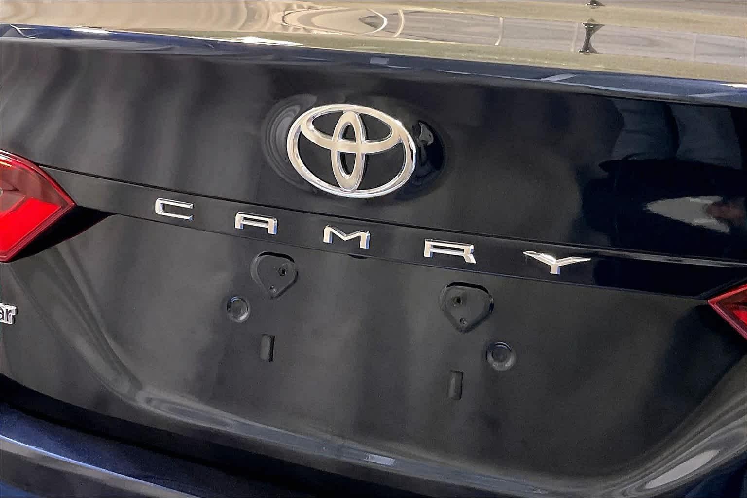 2021 Toyota Camry LE - Photo 27