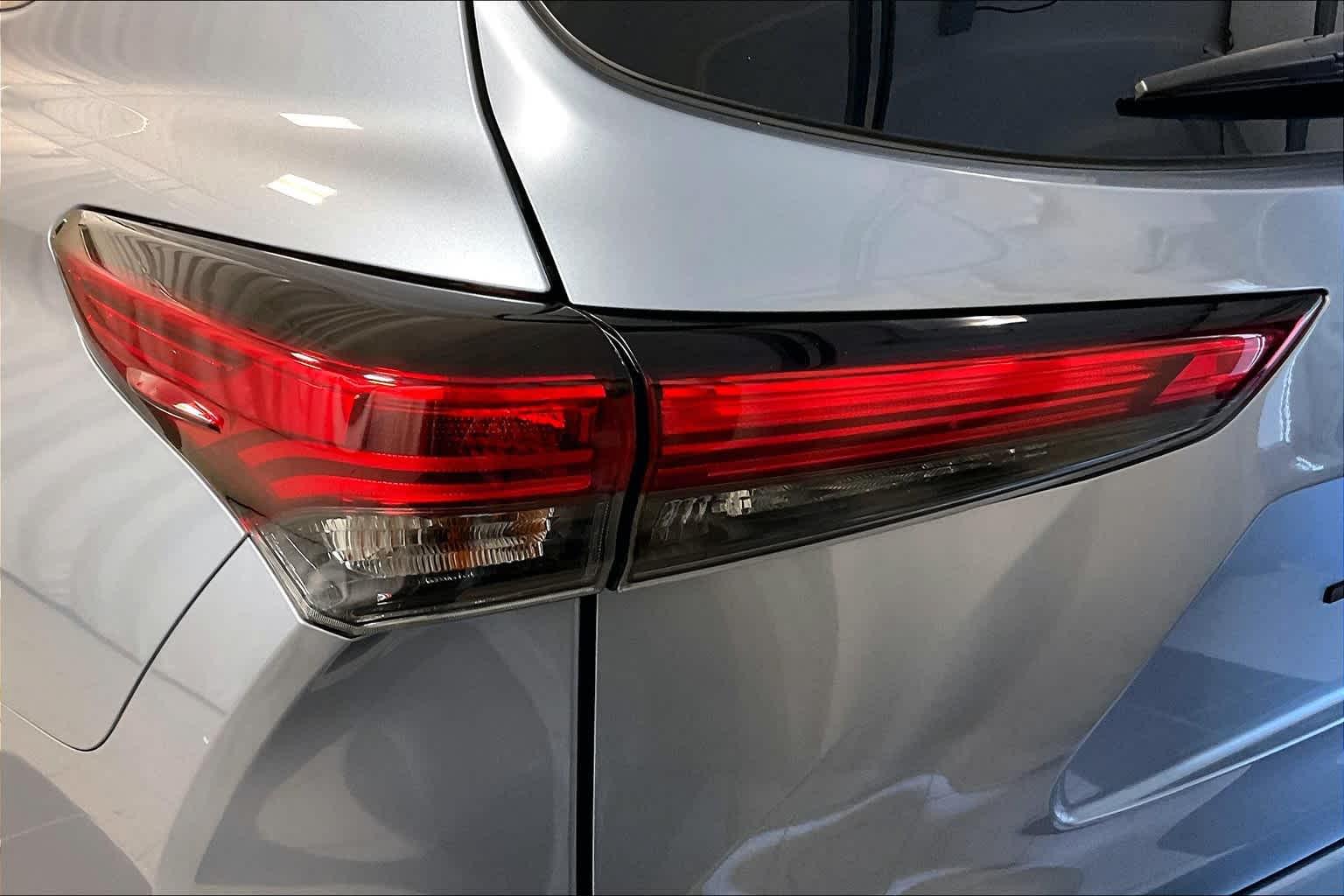 2023 Toyota Highlander XLE - Photo 35