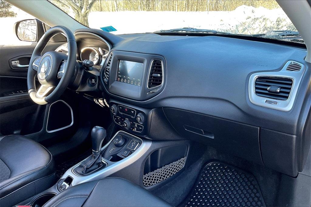 2019 Jeep Compass Latitude - Photo 13