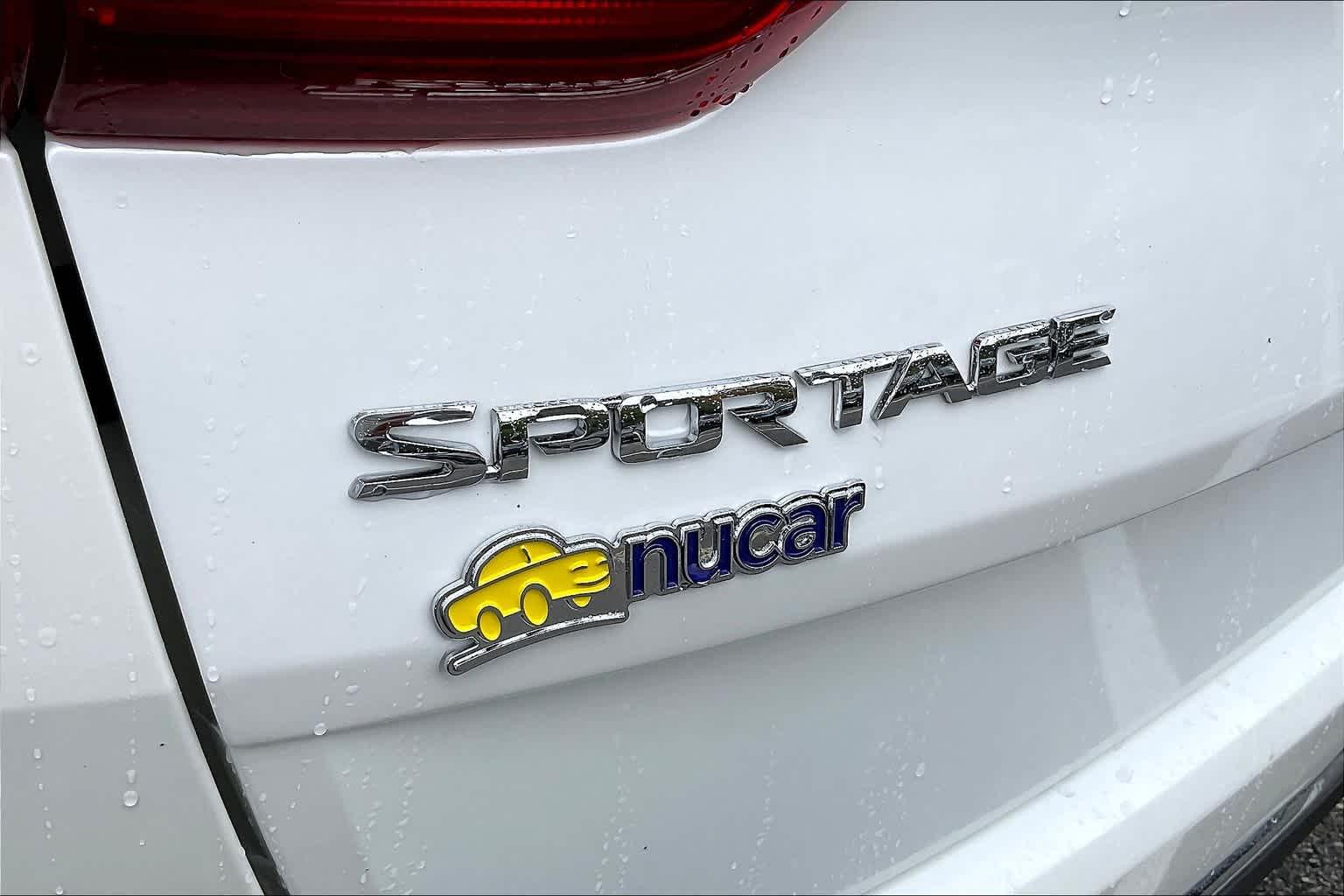 2022 Kia Sportage LX - Photo 27