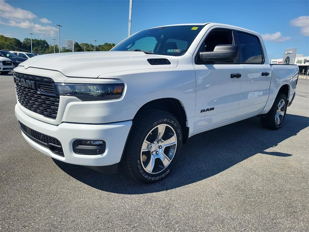 2025 Ram 1500 Tradesman - Photo 2