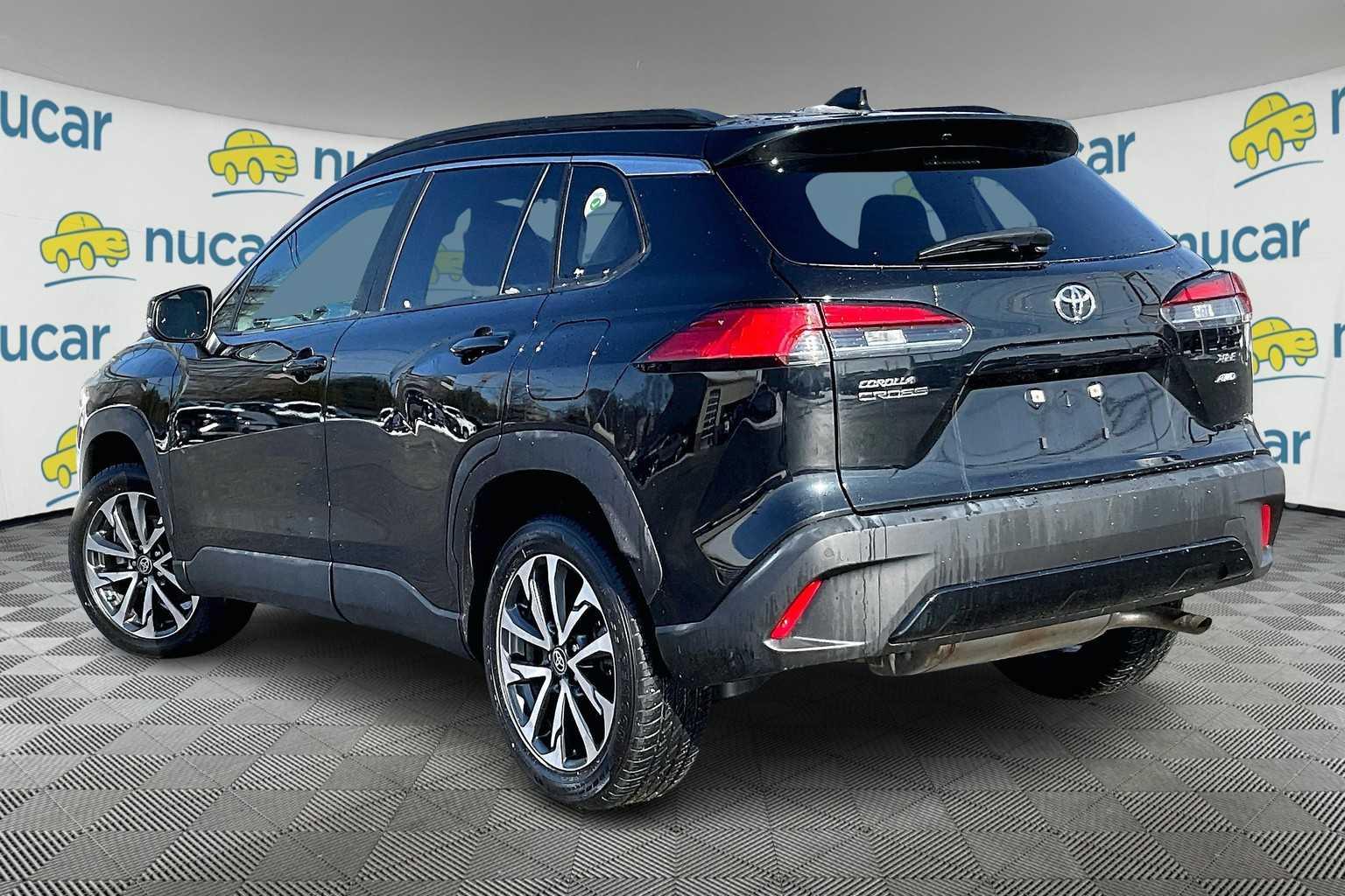 2023 Toyota Corolla Cross XLE - Photo 4